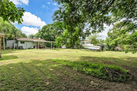 Villa ou maison à vendre à Miami, Floride: 3 chambres, 93.83 m2 № 1374956 - photo 28