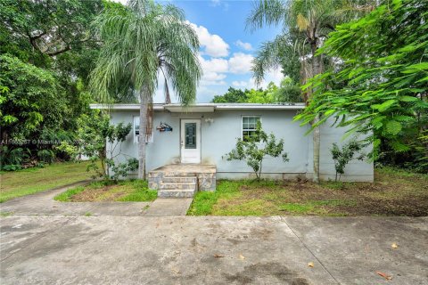 Villa ou maison à vendre à Miami, Floride: 3 chambres, 93.83 m2 № 1374956 - photo 1