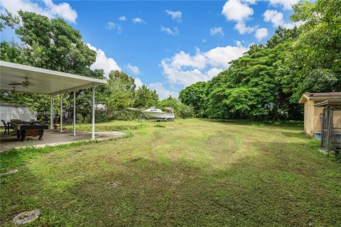 Villa ou maison à vendre à Miami, Floride: 3 chambres, 93.83 m2 № 1374956 - photo 29