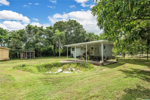 Villa ou maison à vendre à Miami, Floride: 3 chambres, 93.83 m2 № 1374956 - photo 25