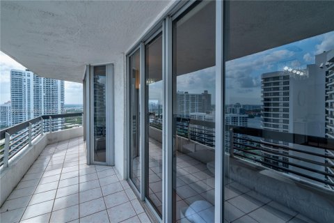 Copropriété à vendre à Aventura, Floride: 2 chambres, 130.34 m2 № 1189070 - photo 23