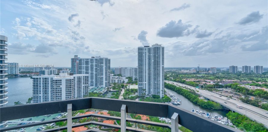 Condo in Aventura, Florida, 2 bedrooms  № 1189070