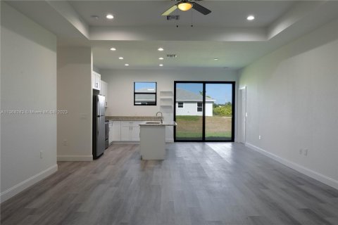 Casa en venta en Lehigh Acres, Florida, 3 dormitorios, 151.24 m2 № 417518 - foto 5