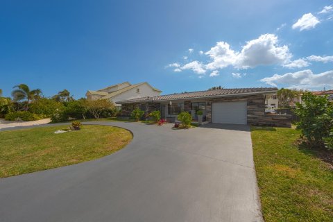 Villa ou maison à vendre à Deerfield Beach, Floride: 3 chambres, 222.78 m2 № 1121400 - photo 18