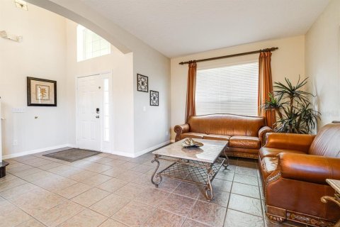 Casa en venta en Kissimmee, Florida, 6 dormitorios, 267.65 m2 № 865163 - foto 14