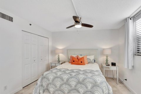 Condo in Jupiter, Florida, 2 bedrooms  № 1097954 - photo 22