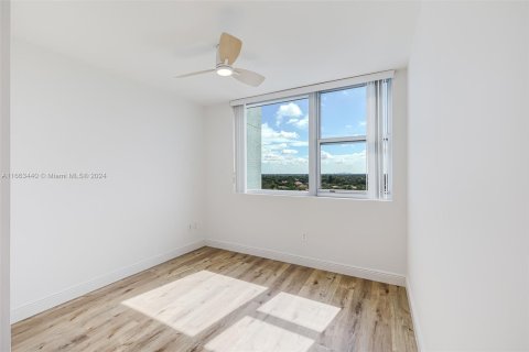 Condo in Sunrise, Florida, 2 bedrooms  № 1374390 - photo 19