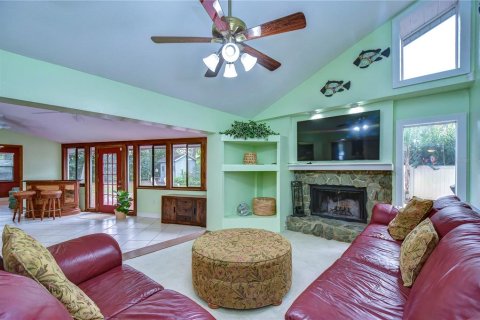 Casa en venta en Brandon, Florida, 4 dormitorios, 236.16 m2 № 966879 - foto 4