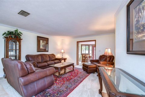Casa en venta en Brandon, Florida, 4 dormitorios, 236.16 m2 № 966879 - foto 9