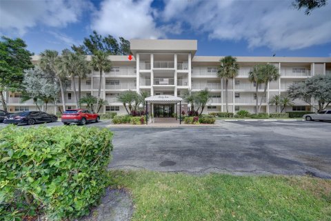 Condominio en venta en Pompano Beach, Florida, 2 dormitorios, 106.84 m2 № 1168885 - foto 12