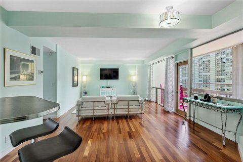 Condominio en venta en Fort Lauderdale, Florida, 1 dormitorio, 69.68 m2 № 179718 - foto 21