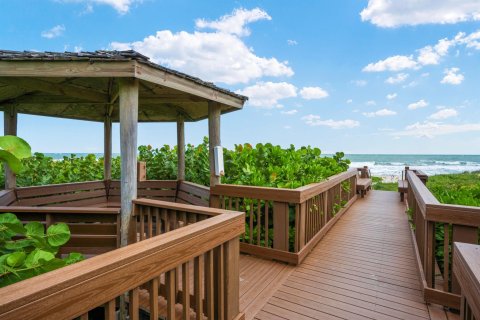 Copropriété à vendre à Hutchinson Island South, Floride: 3 chambres, 160.16 m2 № 963626 - photo 4