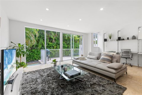 Villa ou maison à vendre à Key Biscayne, Floride: 6 chambres, 408.12 m2 № 832663 - photo 12