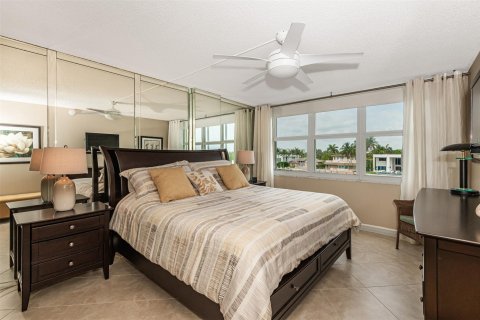 Copropriété à vendre à Pompano Beach, Floride: 2 chambres, 132.11 m2 № 1182443 - photo 18