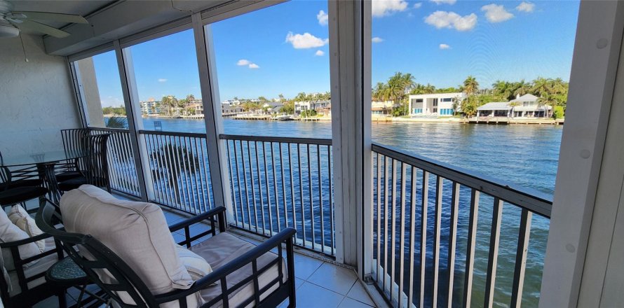 Condo in Pompano Beach, Florida, 2 bedrooms  № 1182443