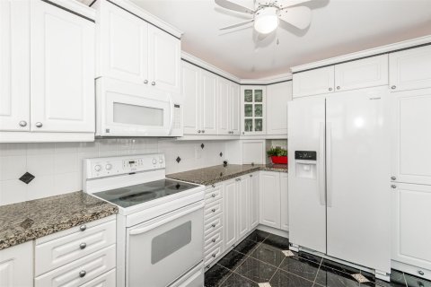 Copropriété à vendre à Pompano Beach, Floride: 2 chambres, 132.11 m2 № 1182443 - photo 23