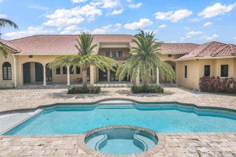 Villa ou maison à vendre à Southwest Ranches, Floride: 6 chambres, 600.98 m2 № 1182351 - photo 11