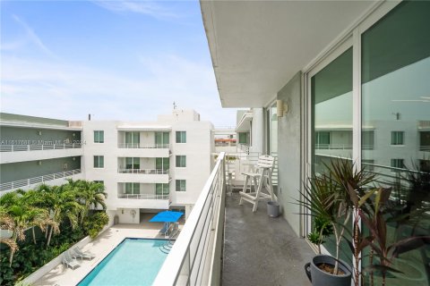 Copropriété à vendre à Miami Beach, Floride: 1 chambre, 66.89 m2 № 1239511 - photo 16