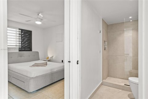 Condominio en venta en Miami Beach, Florida, 1 dormitorio, 66.89 m2 № 1239511 - foto 12