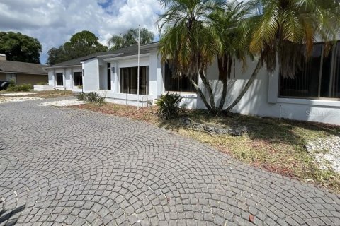 Villa ou maison à vendre à Longwood, Floride: 4 chambres, 364.55 m2 № 1344849 - photo 1