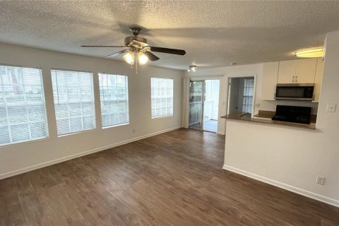 Copropriété à louer à Orlando, Floride: 2 chambres, 90.21 m2 № 1344943 - photo 7