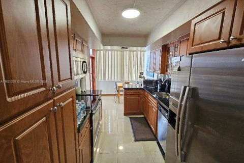 Copropriété à vendre à Aventura, Floride: 2 chambres, 149.11 m2 № 1271712 - photo 1