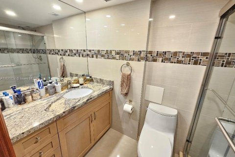 Condo in Aventura, Florida, 2 bedrooms  № 1271712 - photo 22