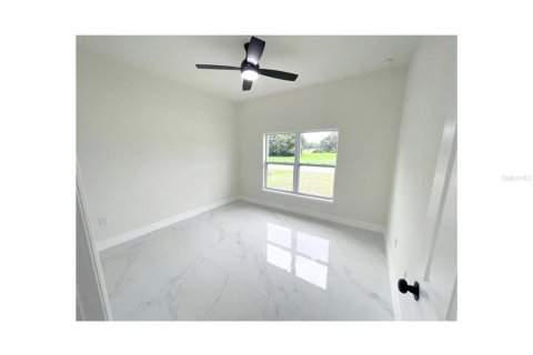 House in Sebring, Florida 4 bedrooms, 172.8 sq.m. № 1297833 - photo 11