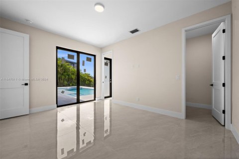 Villa ou maison à vendre à Cape Coral, Floride: 4 chambres, 214.33 m2 № 1329734 - photo 17