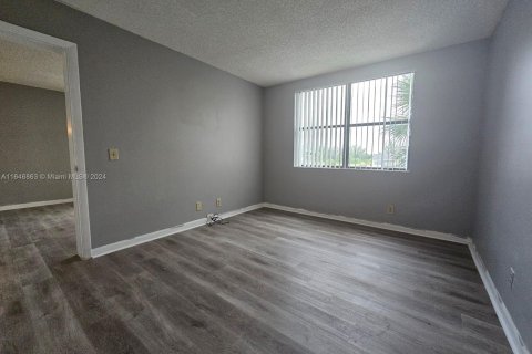 Copropriété à vendre à West Palm Beach, Floride: 2 chambres, 67.63 m2 № 1329677 - photo 12