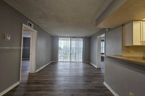 Copropriété à vendre à West Palm Beach, Floride: 2 chambres, 67.63 m2 № 1329677 - photo 5