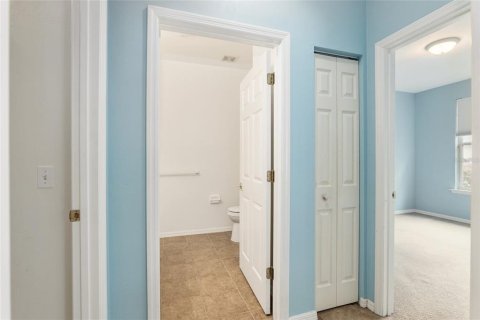 Condo in Gainesville, Florida, 2 bedrooms  № 1352330 - photo 17