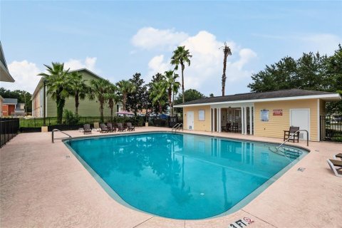 Copropriété à vendre à Gainesville, Floride: 2 chambres, 110.37 m2 № 1352330 - photo 30