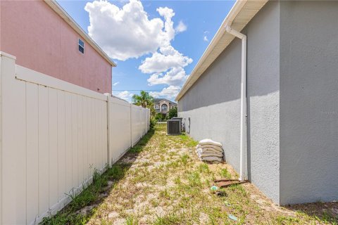 Villa ou maison à vendre à Kissimmee, Floride: 3 chambres, 148.64 m2 № 1346223 - photo 18