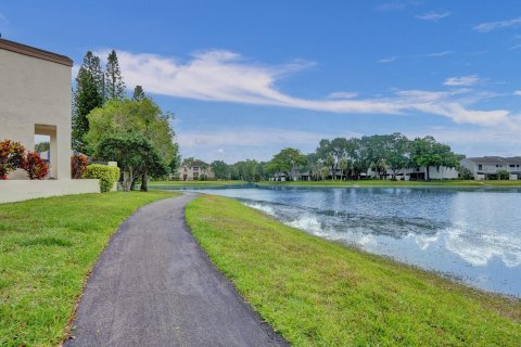 Copropriété à vendre à Coconut Creek, Floride: 3 chambres, 104.05 m2 № 1155588 - photo 28