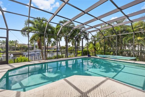 Villa ou maison à vendre à Punta Gorda, Floride: 3 chambres, 234.11 m2 № 1350100 - photo 30