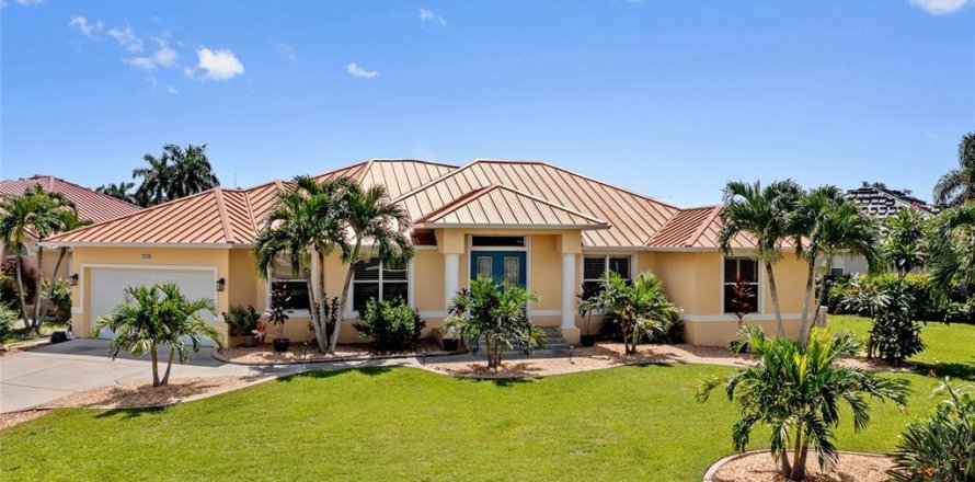 Casa en Punta Gorda, Florida 3 dormitorios, 234.11 m2 № 1350100