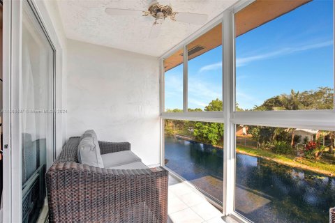 Condo in Sunrise, Florida, 1 bedroom  № 1176637 - photo 13