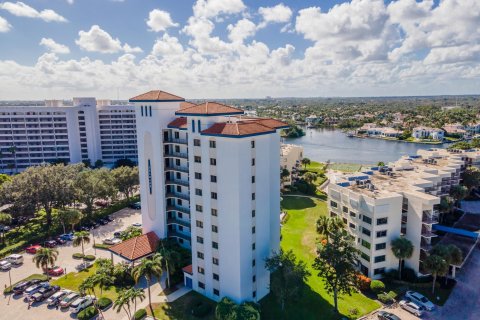 Condominio en venta en North Palm Beach, Florida, 2 dormitorios, 134.34 m2 № 857092 - foto 3