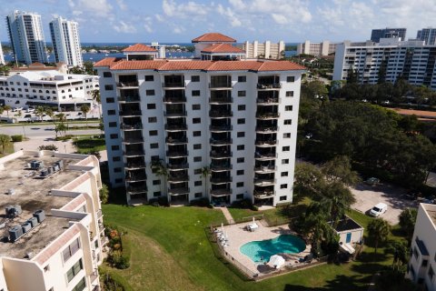 Condominio en venta en North Palm Beach, Florida, 2 dormitorios, 134.34 m2 № 857092 - foto 12