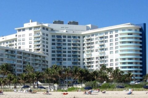 Copropriété à louer à Miami Beach, Floride: 1 chambre, 56.67 m2 № 38599 - photo 1