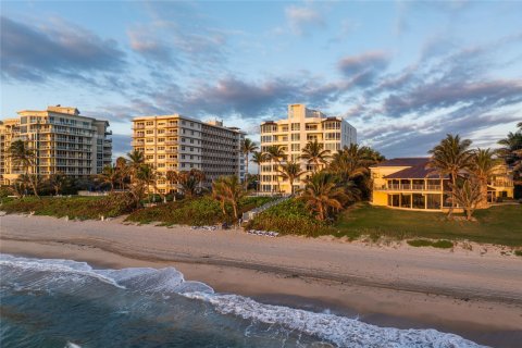 Copropriété à vendre à Hillsboro Beach, Floride: 3 chambres, 361.39 m2 № 1094030 - photo 1