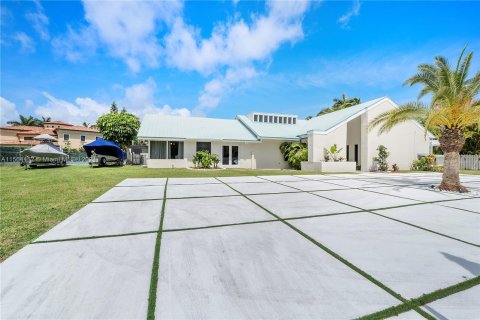 Villa ou maison à vendre à Palmetto Bay, Floride: 5 chambres, 332.78 m2 № 1117238 - photo 7
