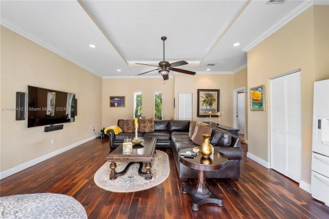 Casa en venta en Palmetto Bay, Florida, 5 dormitorios, 332.78 m2 № 1117238 - foto 22