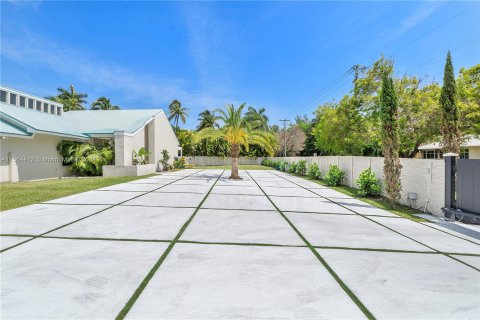 Villa ou maison à vendre à Palmetto Bay, Floride: 5 chambres, 332.78 m2 № 1117238 - photo 6