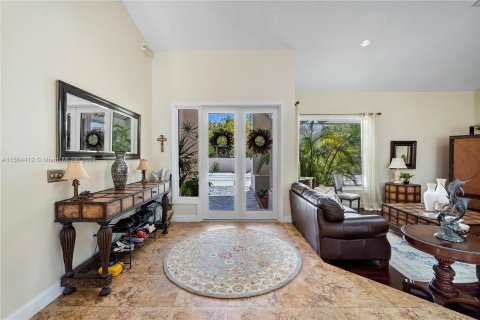 Villa ou maison à vendre à Palmetto Bay, Floride: 5 chambres, 332.78 m2 № 1117238 - photo 8