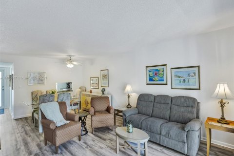 Copropriété à vendre à Dania Beach, Floride: 1 chambre, 78.97 m2 № 849341 - photo 15