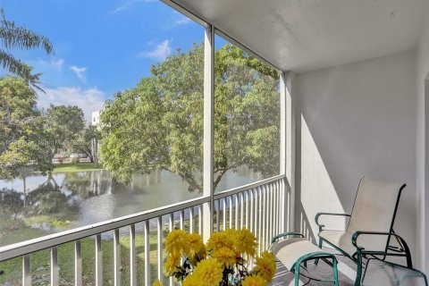 Copropriété à vendre à Dania Beach, Floride: 1 chambre, 78.97 m2 № 849341 - photo 27