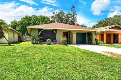 Villa ou maison à vendre à Sarasota, Floride: 2 chambres, 120.96 m2 № 1349368 - photo 2