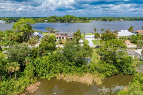 House in New Smyrna Beach, Florida 2 bedrooms, 104.42 sq.m. № 1350478 - photo 26